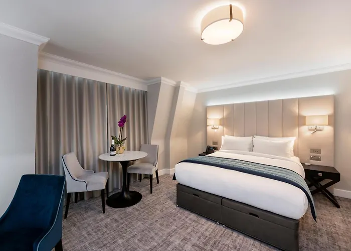 Tower Residences By Blue Orchid Londra
